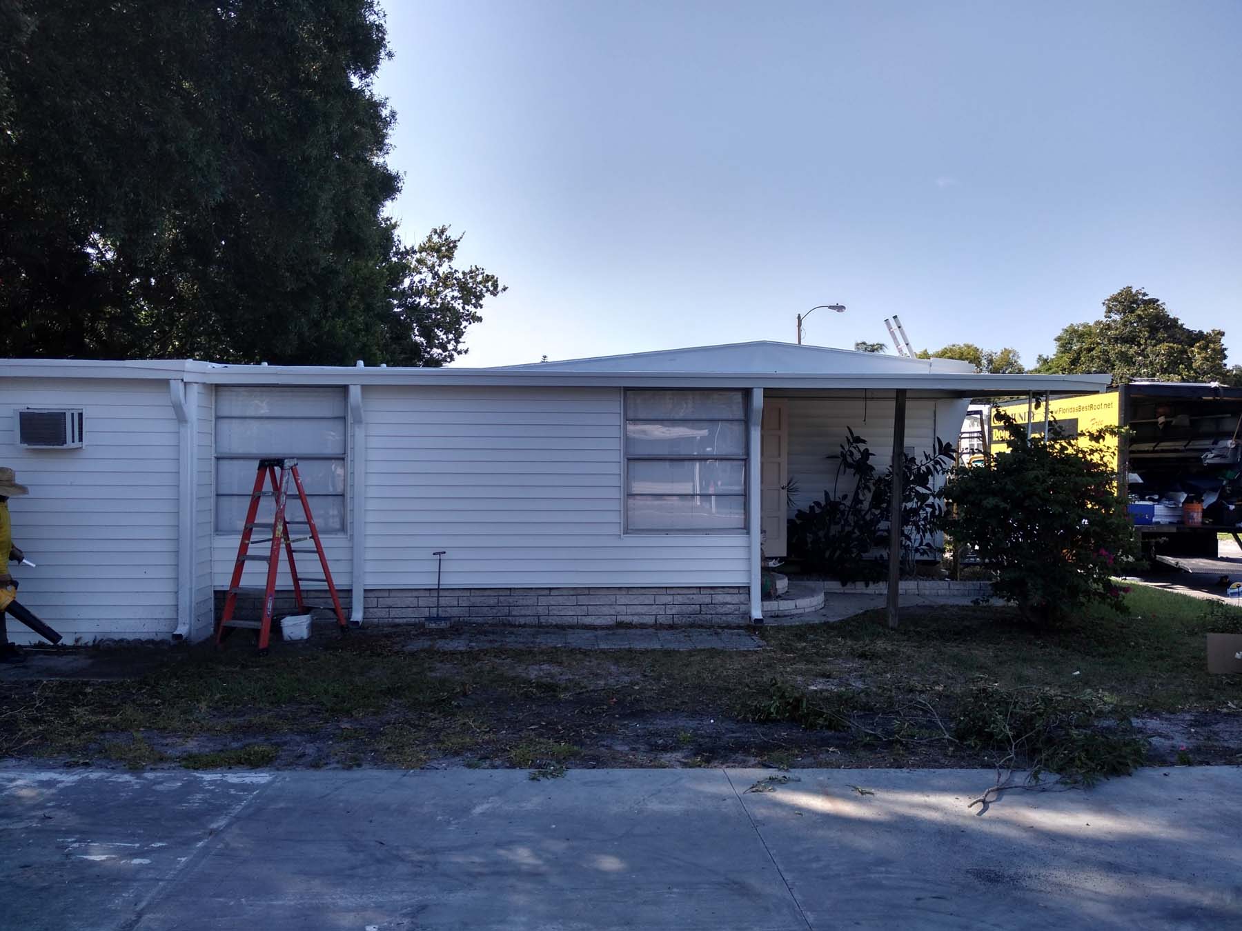 Manufactured Home Roofing Companies Clearwater, FL. Manufactured Home Roofing Companies Clearwater, FL.